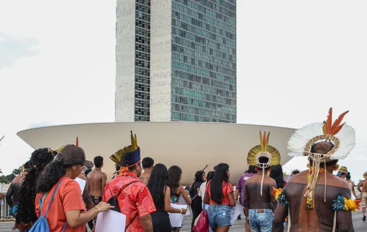 Manifestação de indígenas contra o Marco Temporal, na Esplanada dos Ministérios