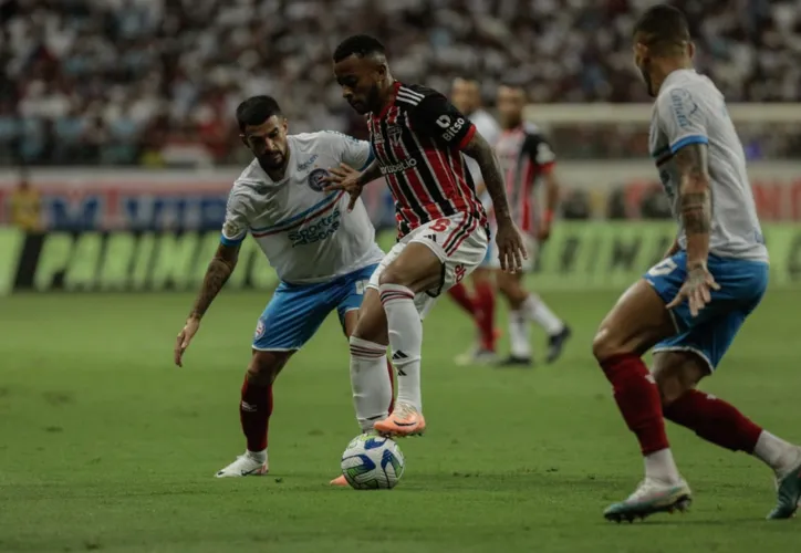 Bahia e São Paulo fizeram jogo de muita marcação