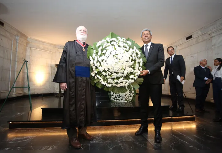 Governador Jerônimo Rodrigues participa de homenagem para Ruy Barbosa