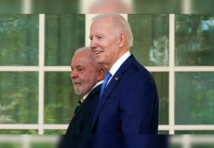 Lula e Joe Biden durante encontro em Washington