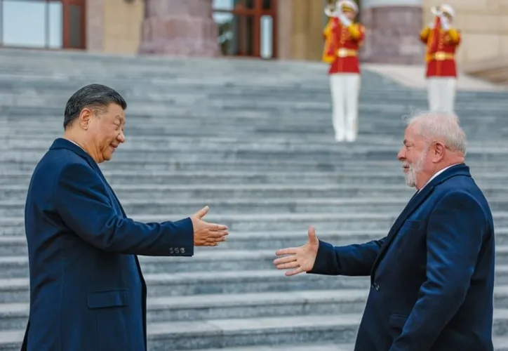 Lula coom o presidente da China, Xi Jinping durante encontro em Pequim