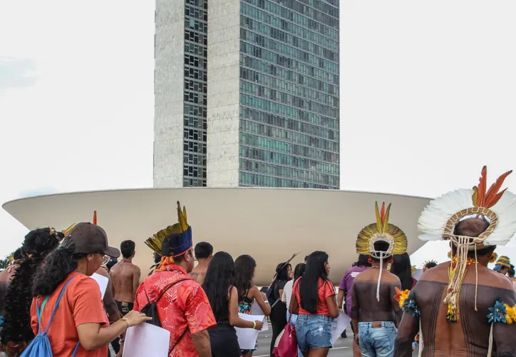 Manifestação de indígenas contra o Marco Temporal, na Esplanada dos Ministérios