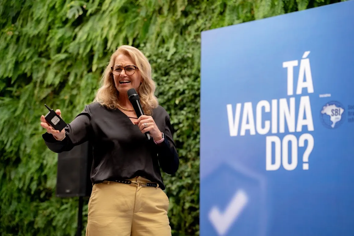 Rosana Richtman, coordenadora do comit&ecirc; de imuniza&ccedil;&otilde;es da SBI