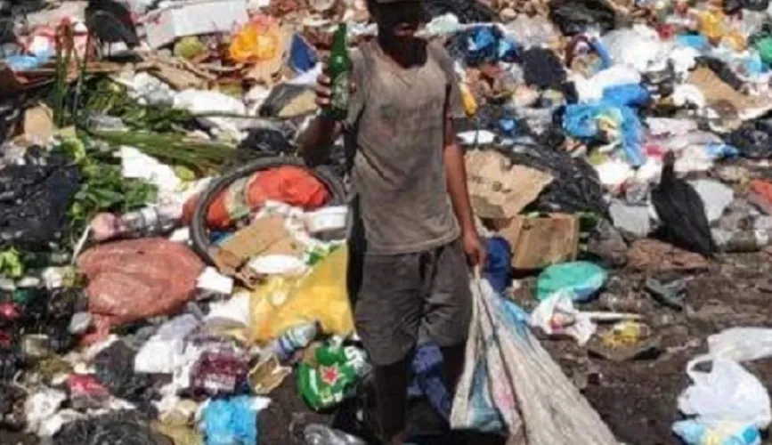 Imagem ilustrativa da imagem Com gasto milionário, população de Cairu sofre com má coleta de lixo