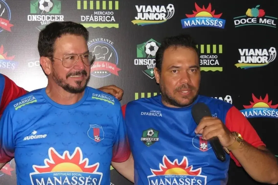 Marcos Manassés (à esq.) ao lado de Fernando Viana Júnior