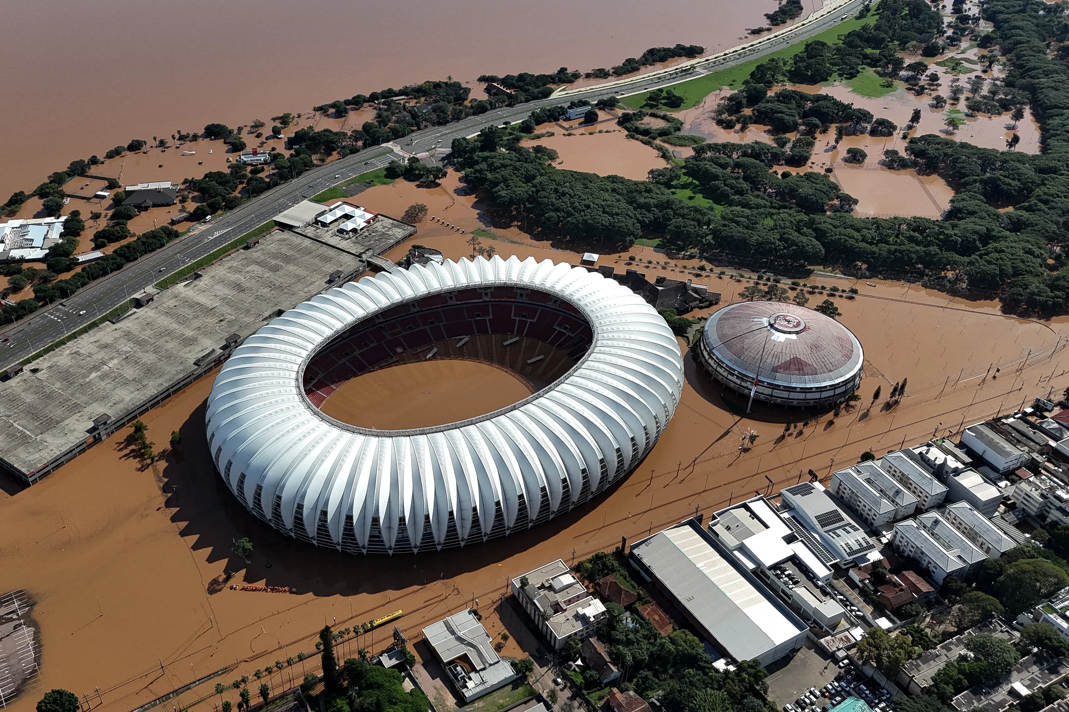 Estádio Beira-Rio inundado
