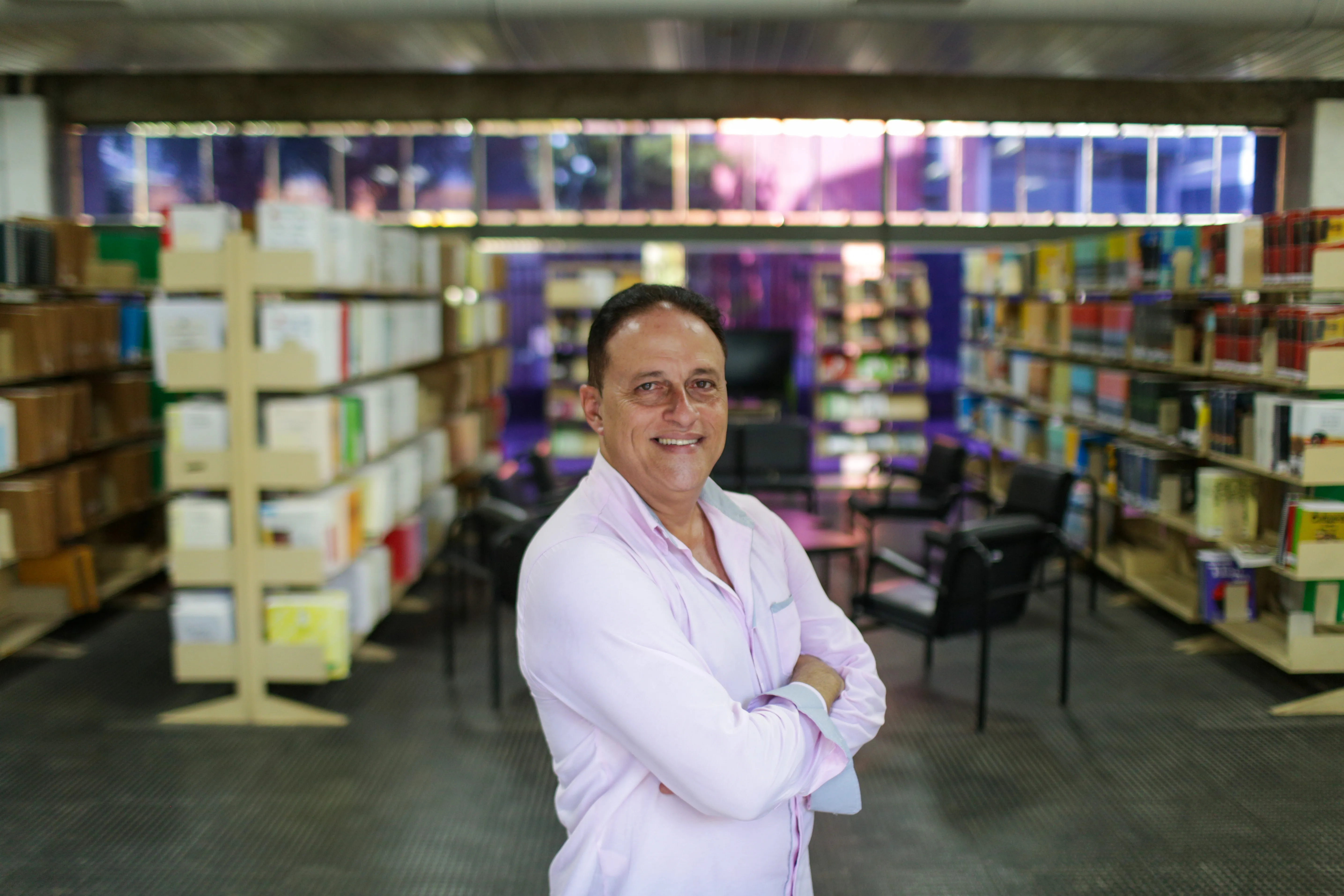 Marcos Viana é diretor da Biblioteca Central do Estado da Bahia