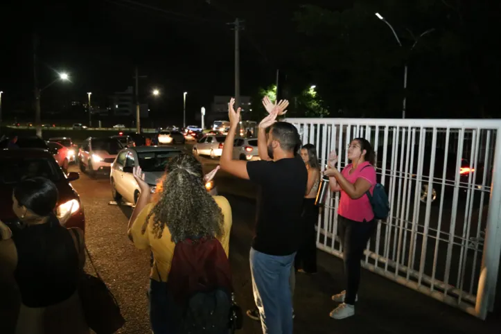 Imagem ilustrativa da imagem Alunos da Unime protestam contra insegurança na faculdade: "Medo"