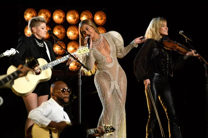 Apresentação de Beyoncé no Country Music Association Awards de 2016