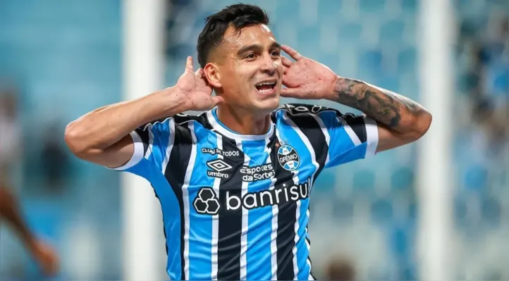 Cristaldo marcou o único gol do Grêmio sobre o Cuiabá