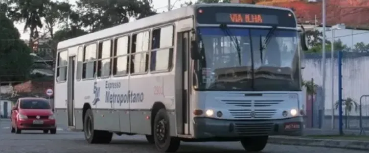 Ônibus do sistema metropolitano de Salvador