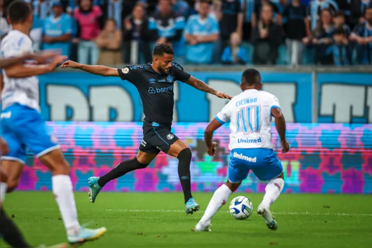 Duelo entre Grêmio x Bahia