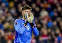 Goleiro da seleção de Montenegro e do Milwall morre aos 26 anos