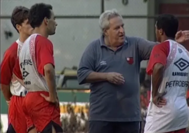 Apolinho em 1995, quando em treino do Flamengo
