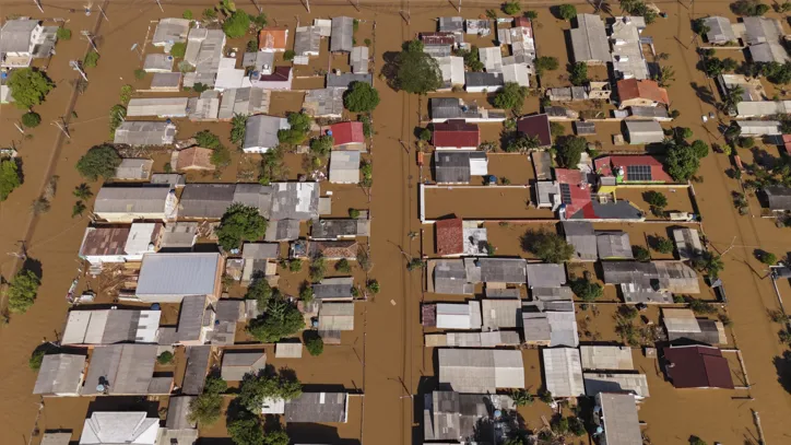 Vista aérea das enchentes em Eldorado do Sul, estado do Rio Grande do Sul