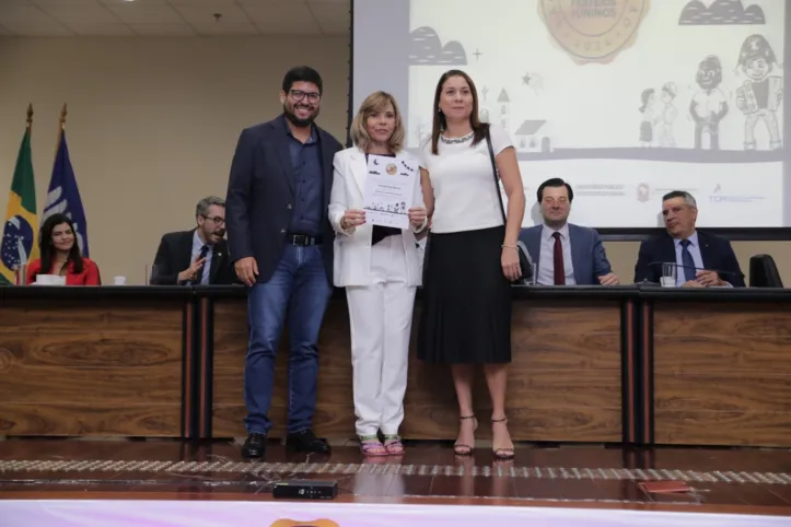 Diogo Medrado, presidente da Sufotur, e a promotora de Justiça no MPBA, Rita Tourinho, participaram do evento