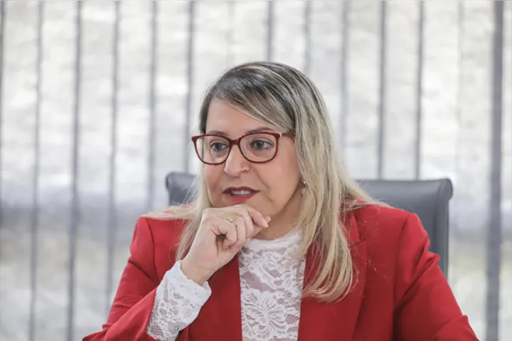 Desembargadora Cynthia Maria Pina Resende em visita ao Grupo A TARDE