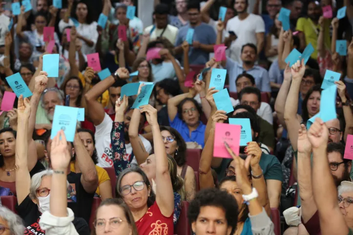 Imagem ilustrativa da imagem Professores da Ufba decidem por fim da greve na Bahia