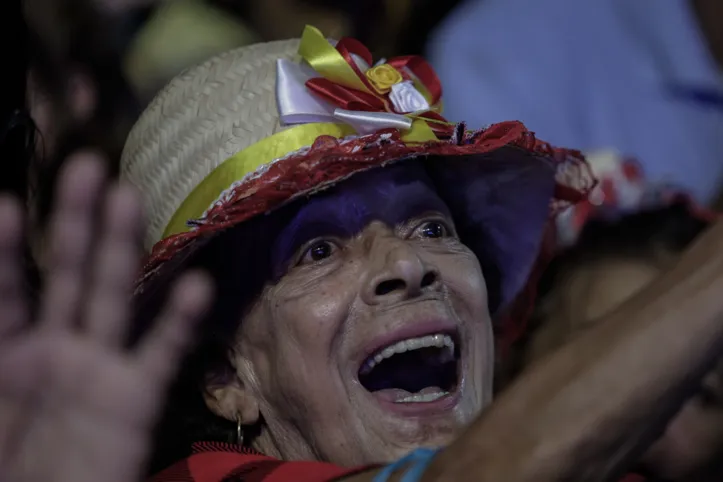 Fãs de todas as gerações acompanharam o show