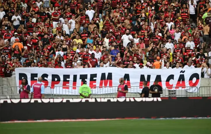 Torcedores do Flamengo protestam em meio a má fase