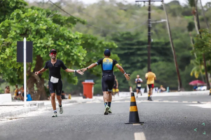 Imagem ilustrativa da imagem Triathlon: Família baiana revela preparação para competir Ironman