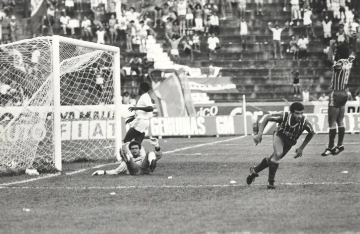 Bahia jogando na Fonte Nova em 1988