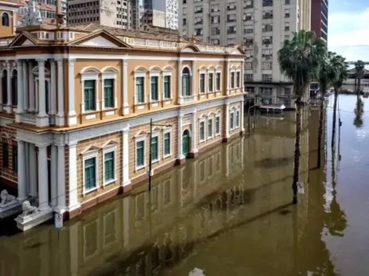 Imagem ilustrativa da imagem Um mês de calamidade: a cronologia dos alertas da tragédia no RS