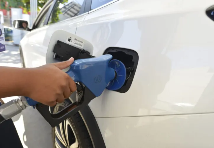 Reajuste da gasolina pode afetar transporte e motoristas por app