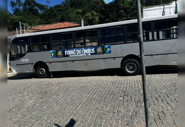 Um dos ônibus usado para evento promovido pela Prefeitura local