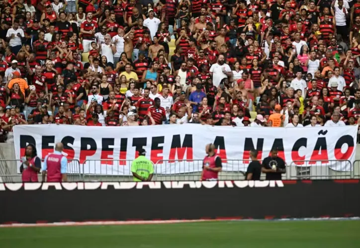 Torcedores do Flamengo protestam em meio a má fase