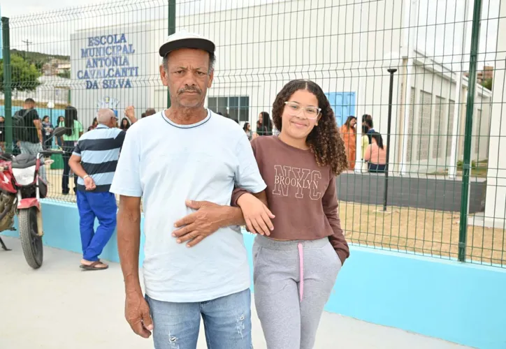 José Carlos Santos e a filha e estudante Nicole Santos