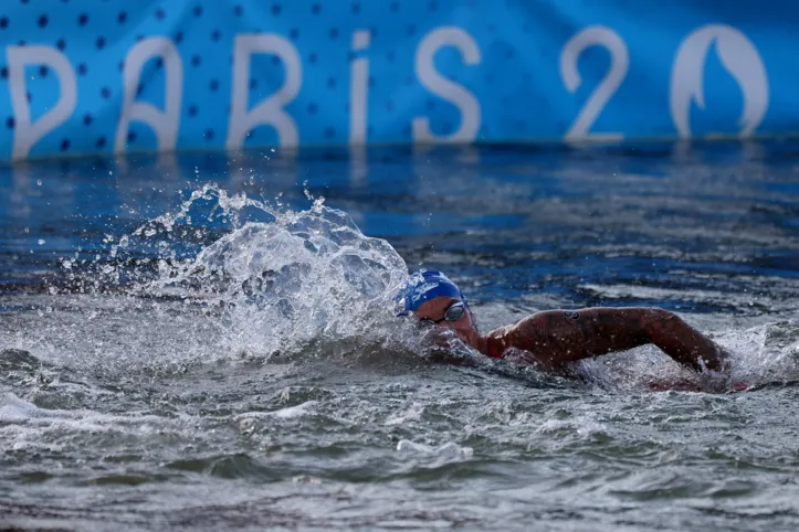 Ana Marcela durante maratona aquática