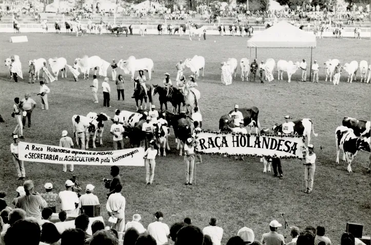 Em todas as edições do Jornal A TARDE em que a Fenagro foi notícia, as imagens publicadas destacaram aspectos importantes e também curiosidade da maior feira agropecuária do Norte-Nordeste