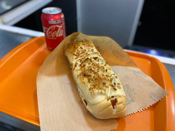 Imagem ilustrativa da imagem Dia do Cachorro-Quente: conheça 3 hot-dogs em Salvador, de tradicionais a gourmets