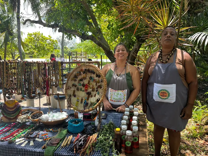 Jurema Kaimbé e Paula Tupinambá de Itapuã (da esq. pra dir)