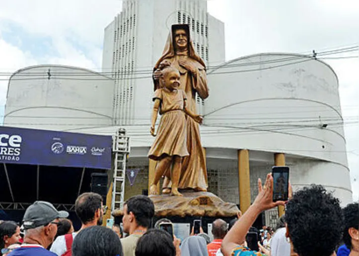 Procissão na Festa de Santa Dulce