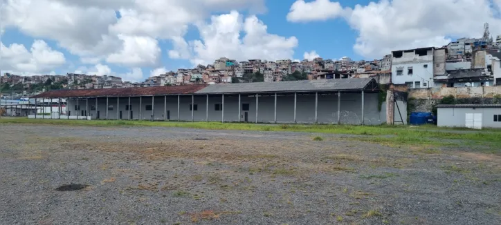 Consórcios responsáveis pelas obras do VLT já se instalaram em galpões nas proximidades da antiga Estação da Calçada