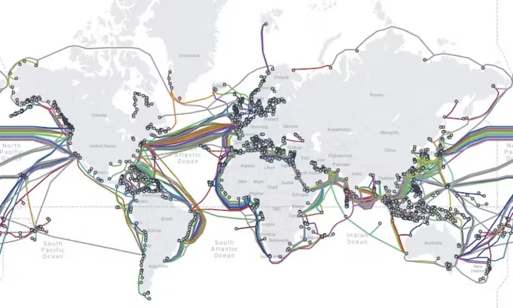 Cerca de 485 cabos submarinos, totalizando mais de 1,5 milhão de quilômetros, ficam no fundo do oceano