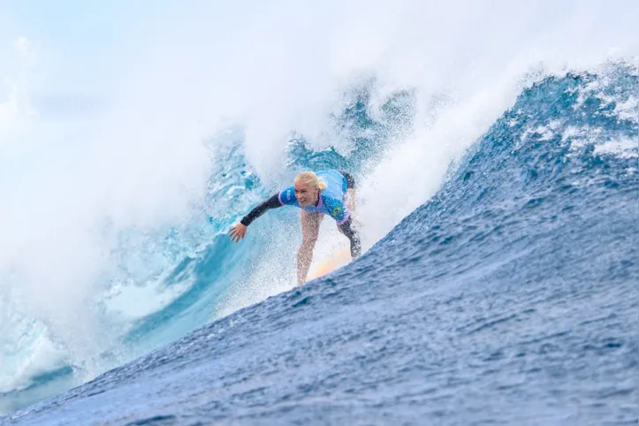 Imagem ilustrativa da imagem Medina e Tati avançam às semis do surf; Chianca e Luana são eliminados