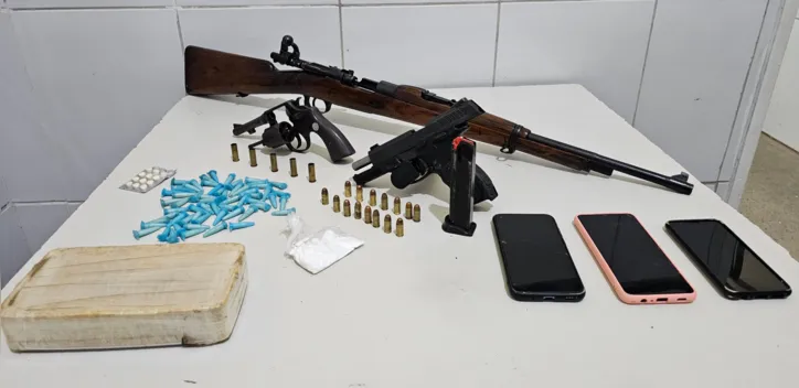 Imagem ilustrativa da imagem Morto na Bahia, 'Mamão' já foi preso com arma antiaérea na Tailândia