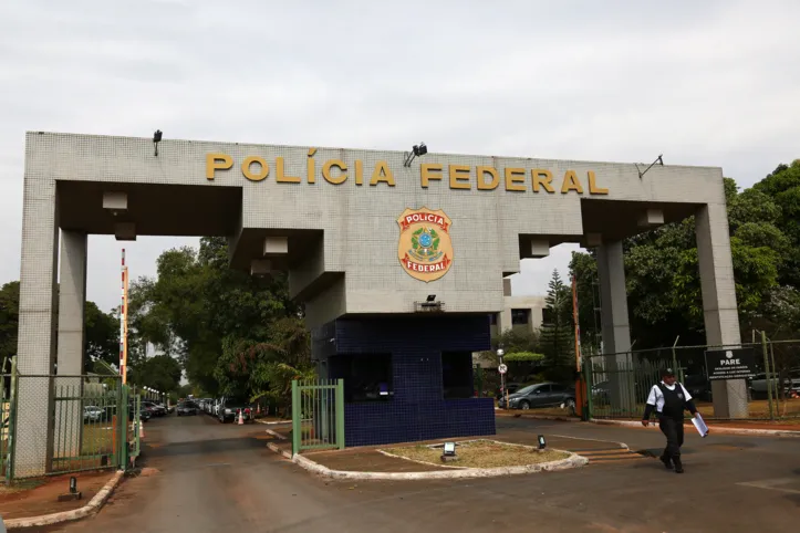 Documento pode ser emitido pela Polícia Federal ou embaixadas do Brasil