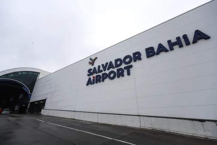 Fachada do Aeroporto Internacional de Salvador