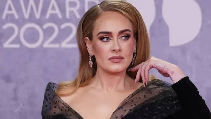 Adele não seu sorte no app de namoro