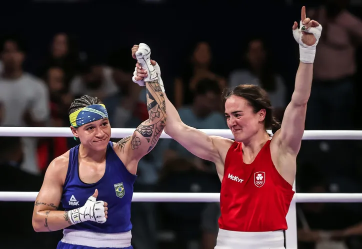 Bia Ferreira foi derrotada pela irlandesa Kellie Harrington