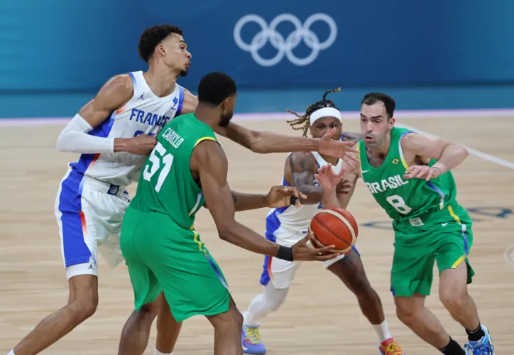 Imagem ilustrativa da imagem Brasil perde para França na estreia do basquete nas Olimpíadas