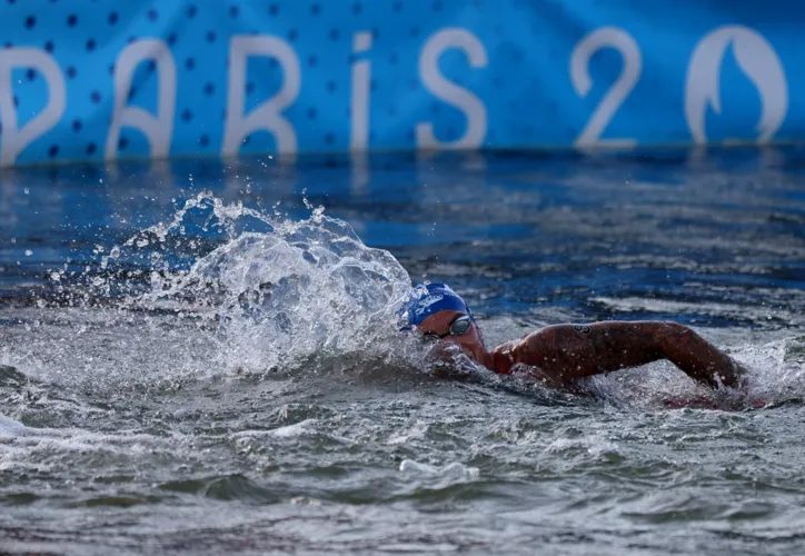 Ana Marcela durante maratona aquática