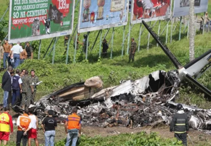 16 pessoas morreram em acidente da Noar Linhas Aéreas, em Recife