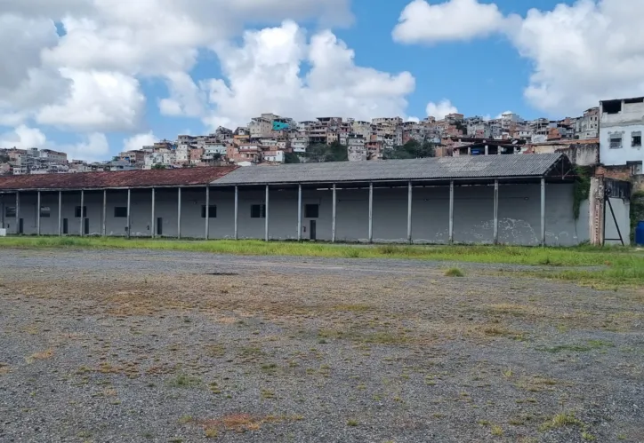 Consórcios responsáveis pelas obras do VLT já se instalaram em galpões nas proximidades da antiga Estação da Calçada