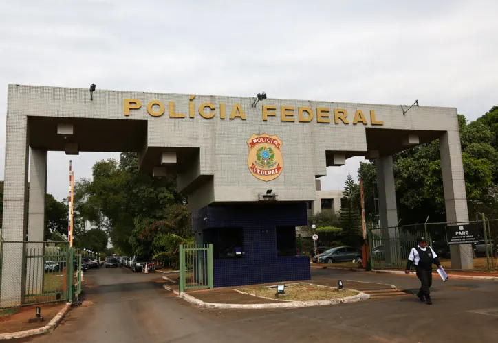 Documento pode ser emitido pela Polícia Federal ou embaixadas do Brasil