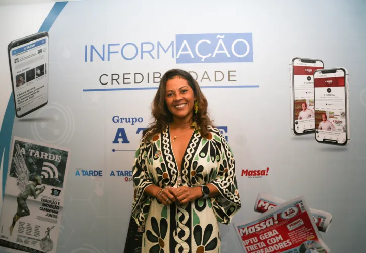 POLÍTICA A TARDE E MASSA!/PORTAIS/IMPRESSO 

Entrevista com Professora Leninha, da Superintendência de Políticas para Educação Básica (SUPED). 

Na foto:Leninha,professora e superintendente de Políticas para Educação Básica (SUPED). 

Foto:Denisse Salazar /AG. A TARDE
Data: 30/07/2024